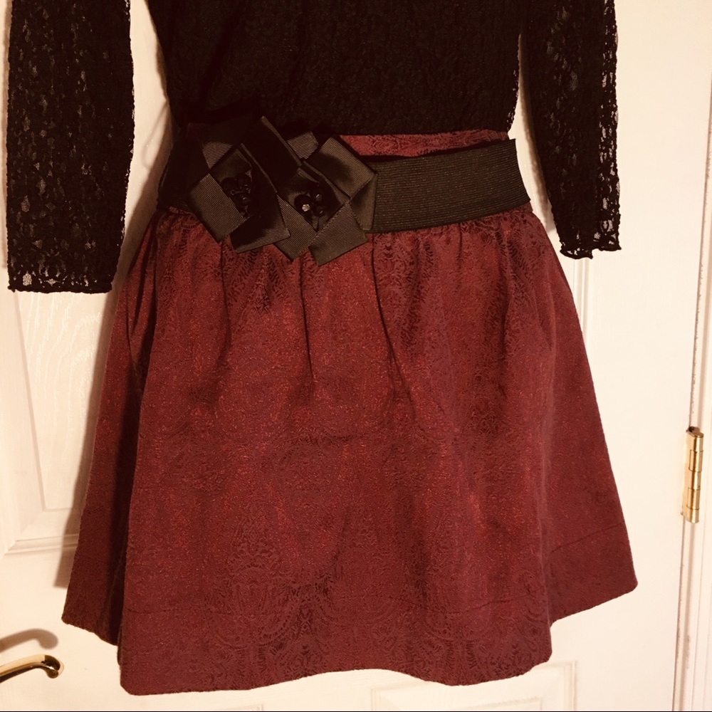 Stooshy Floral Belt Mini Skirt ~ Small